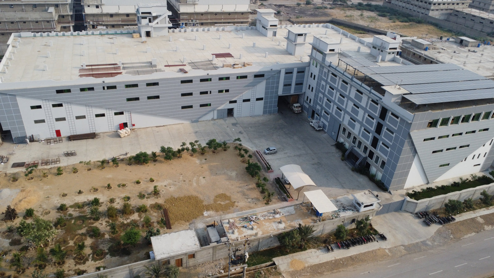 How to Vet a Wholesale Institutional Textiles Supplier: What Manufacturer Actually Means